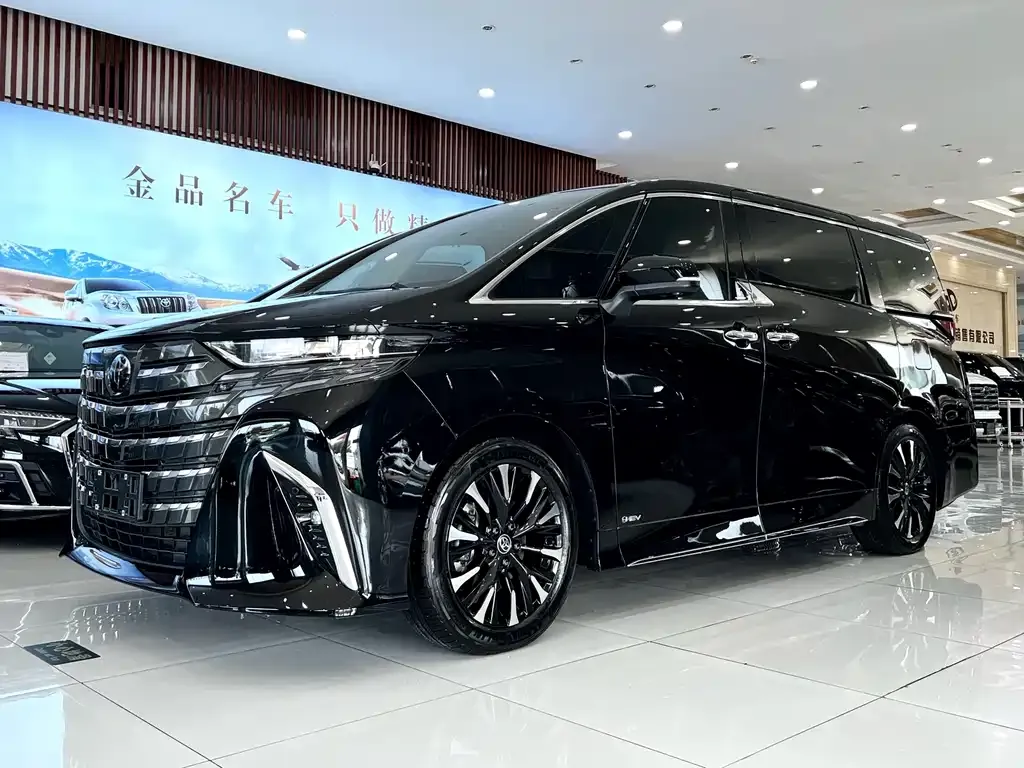 Toyota Alphard — фото 6