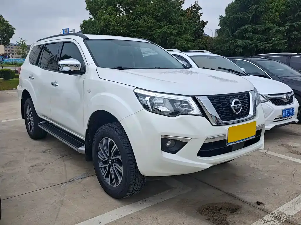 Nissan Terra — фото 6
