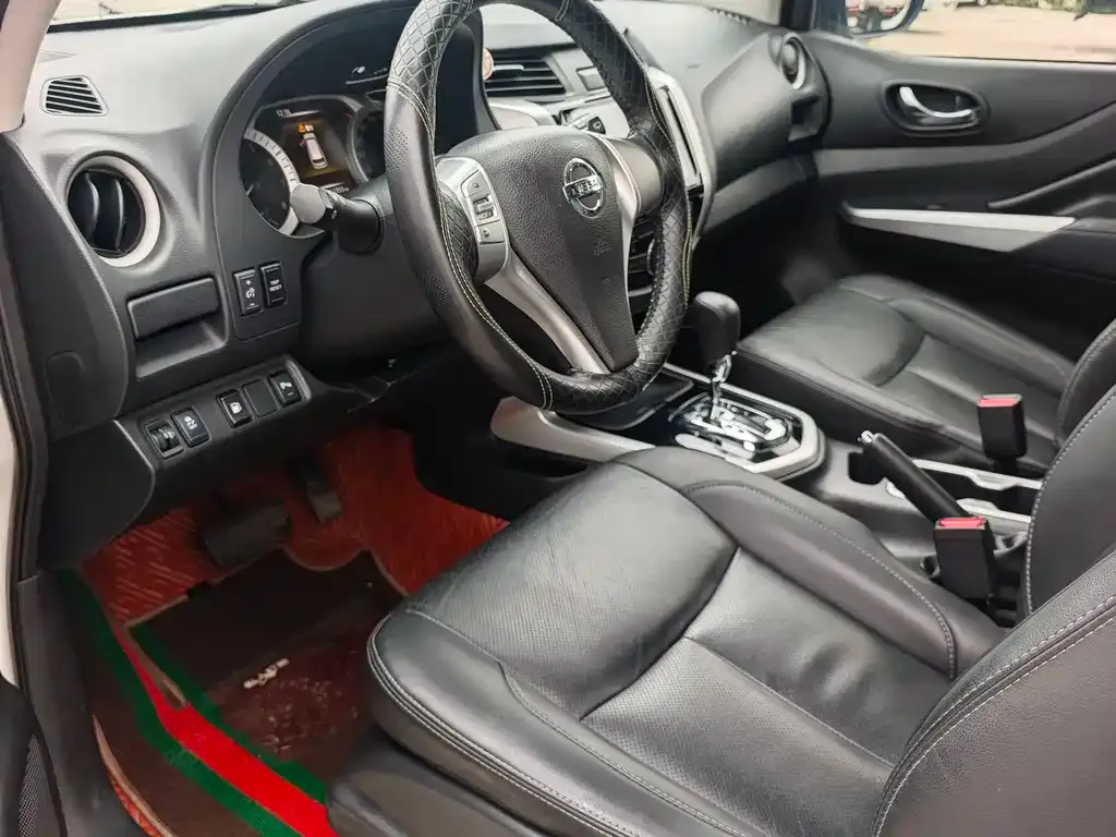Nissan Terra — фото 9