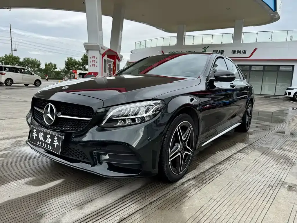Mercedes-Benz C-Class — фото 1
