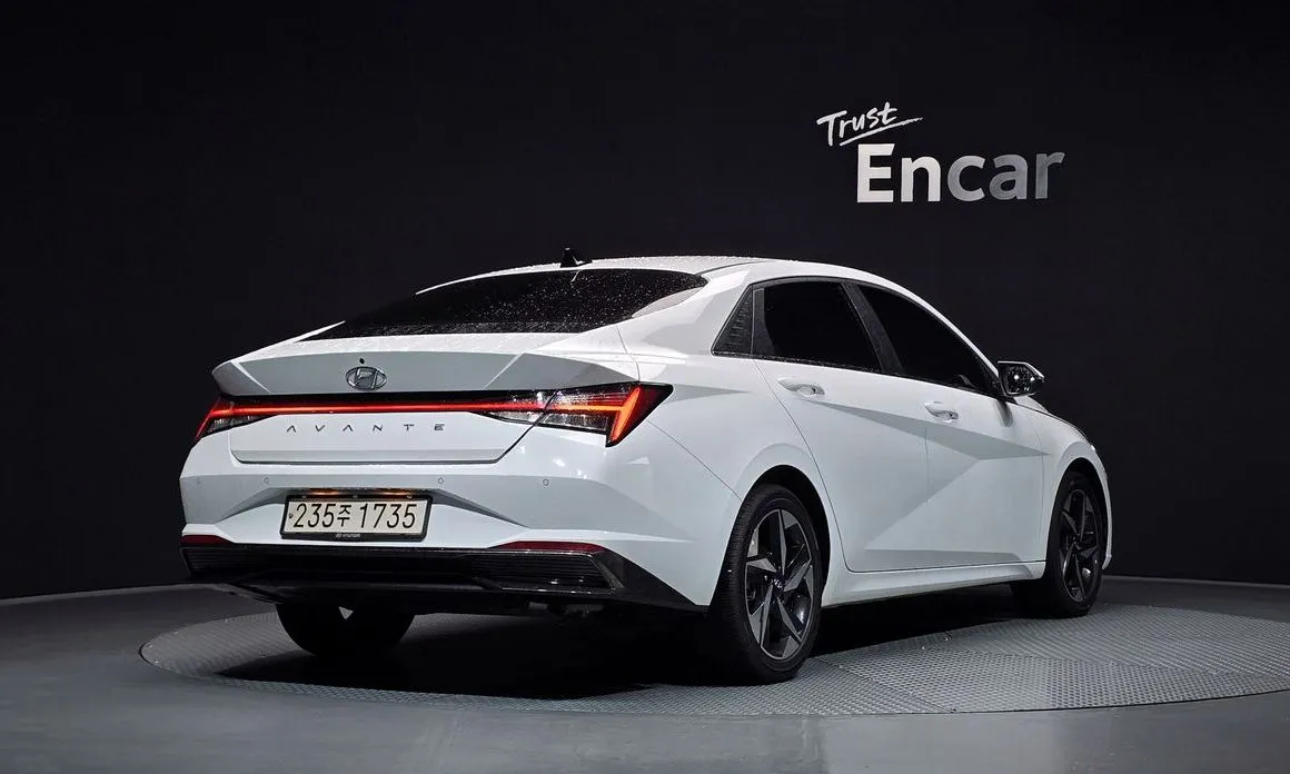 Hyundai AVANTE — фото 2