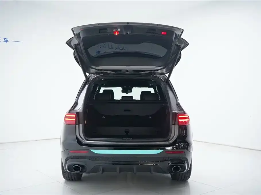 Mercedes-Benz GLB AMG — фото 7
