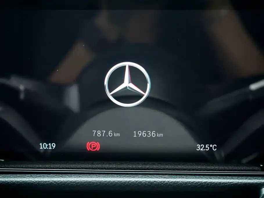 Mercedes-Benz GLB AMG — фото 5