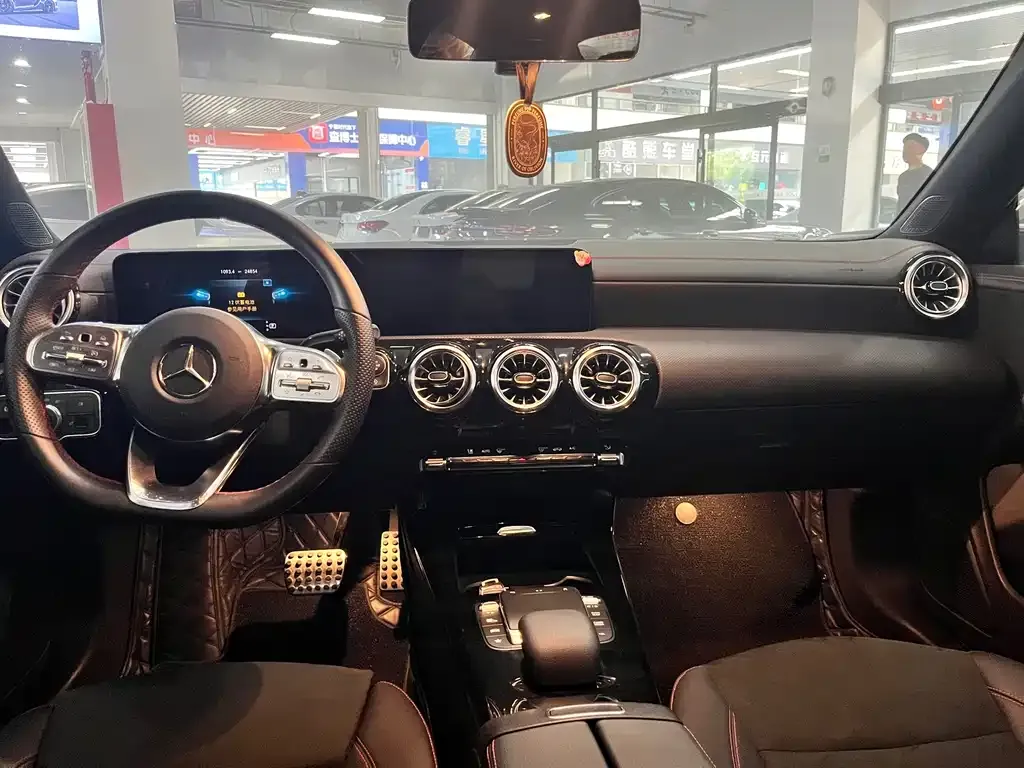 Mercedes-Benz CLA (Import) — фото 6