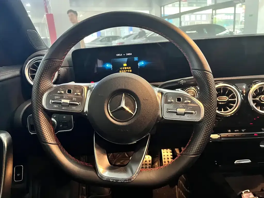 Mercedes-Benz CLA (Import) — фото 4