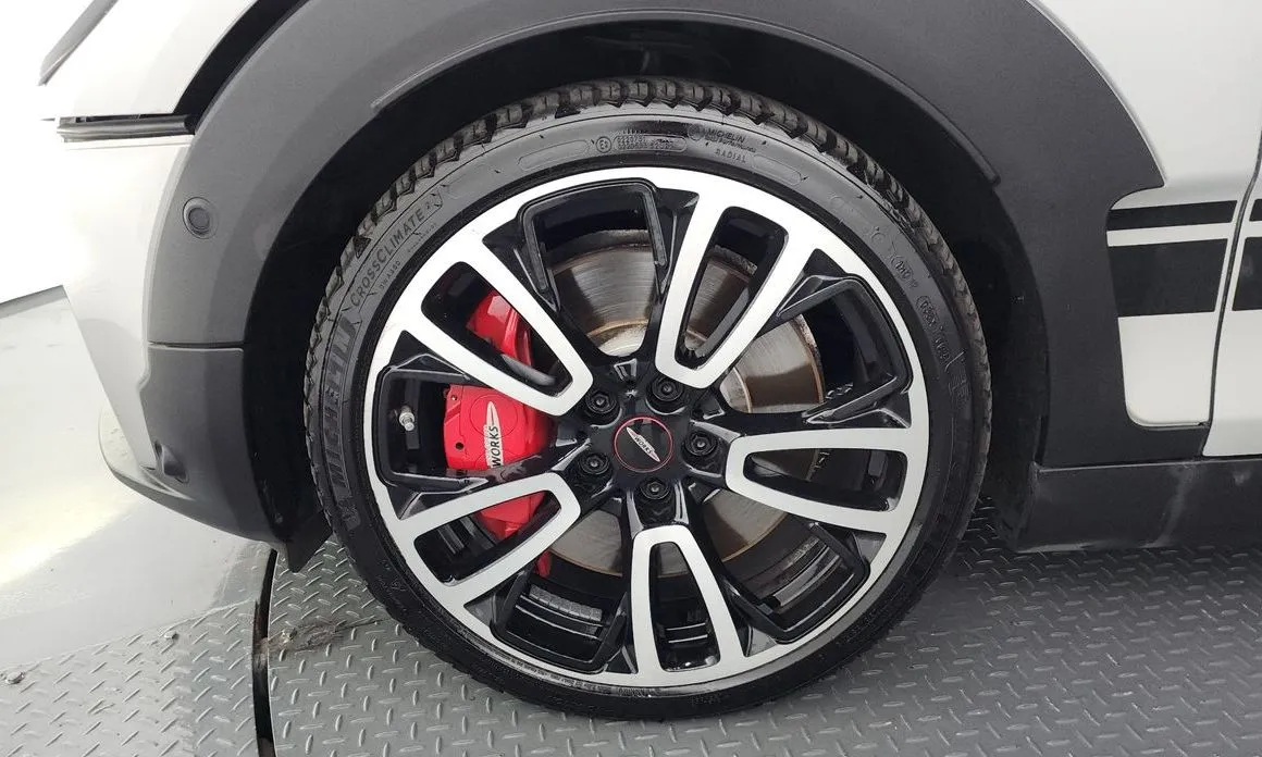 Mini Clubman — фото 10