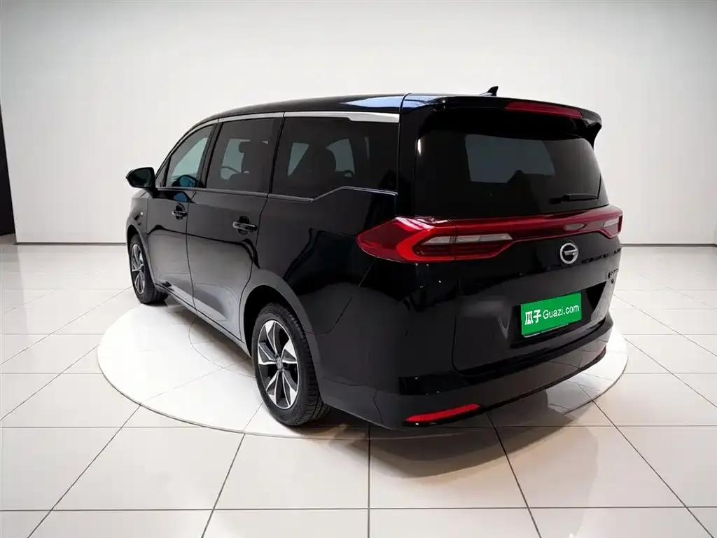 GAC Motor Trumpchi M6 — фото 2