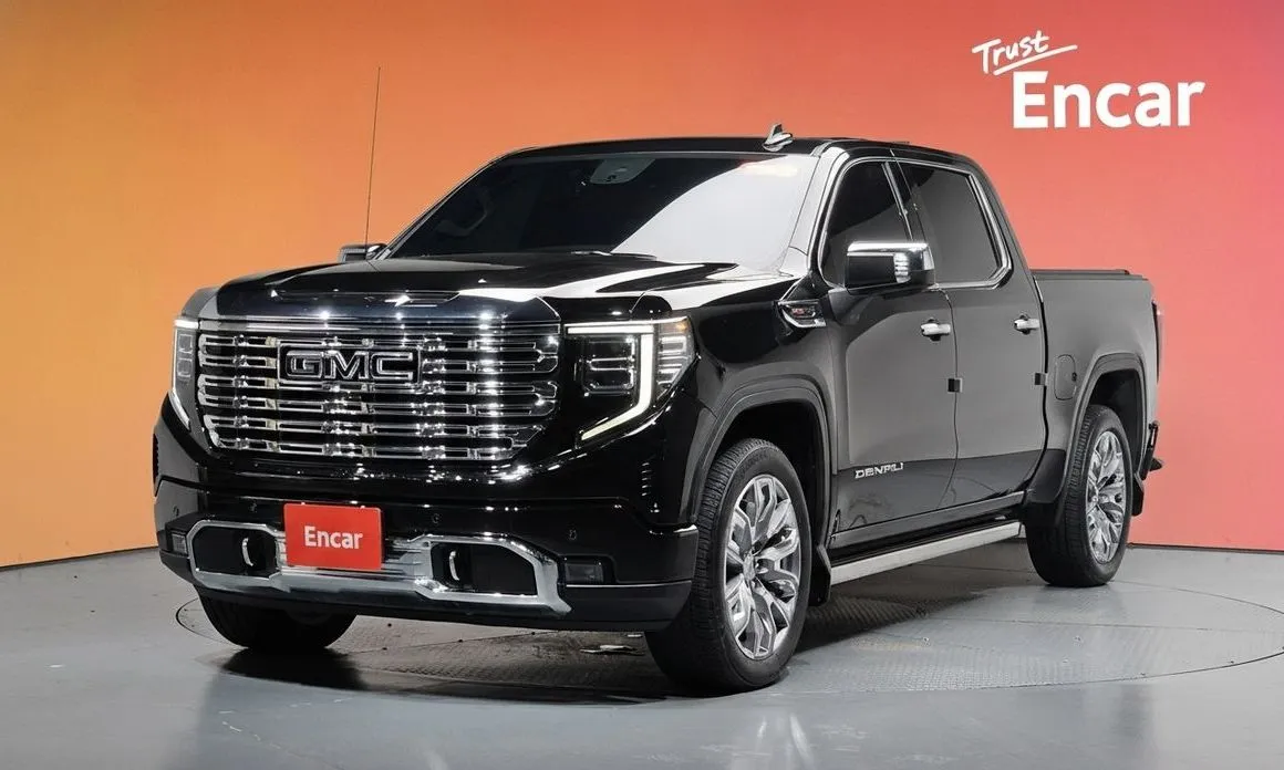 GMC Sierra — фото 1