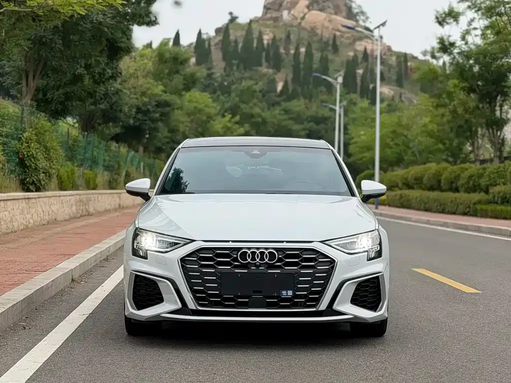 Audi A3 — фото 2