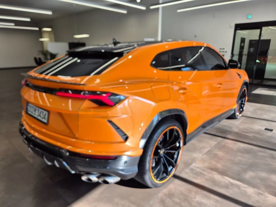 Lamborghini Urus — фото 6