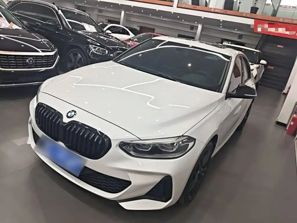 BMW 1 Series — фото 1