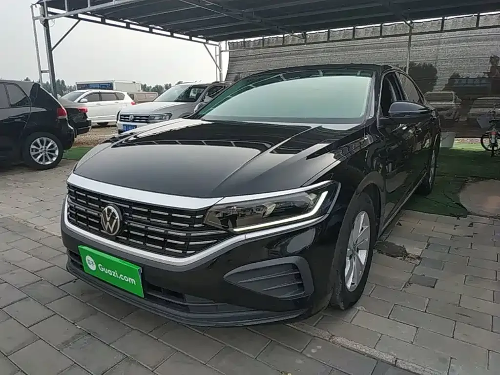 Volkswagen Passat — фото 1