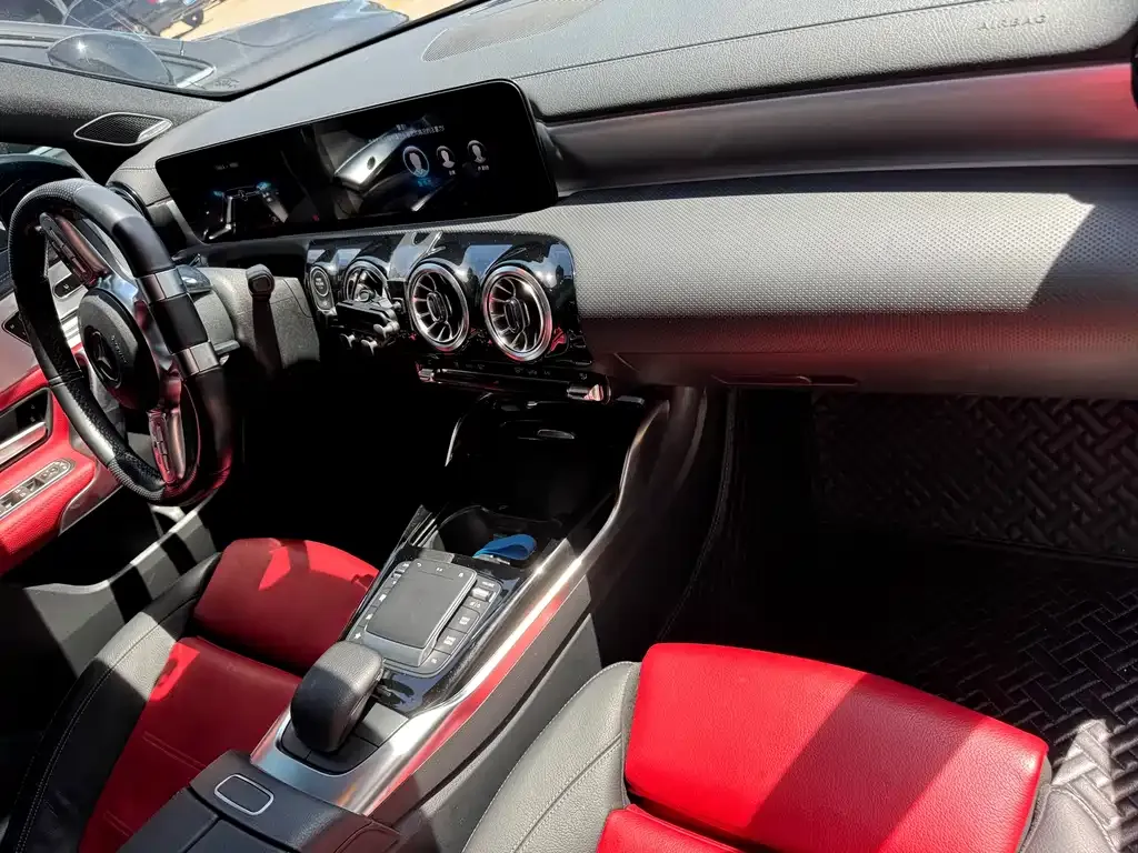 Mercedes-Benz A-Class AMG (Import) — фото 6