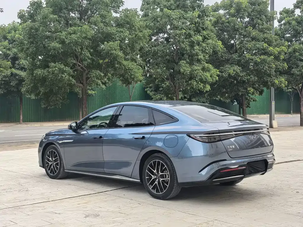 BYD Seal — фото 4