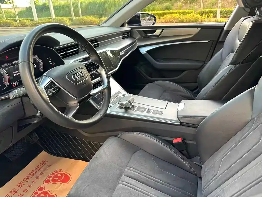 Audi A7L — фото 3