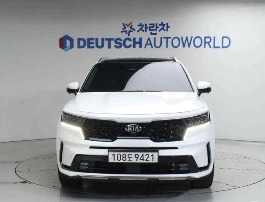 Kia Sorento — фото 9