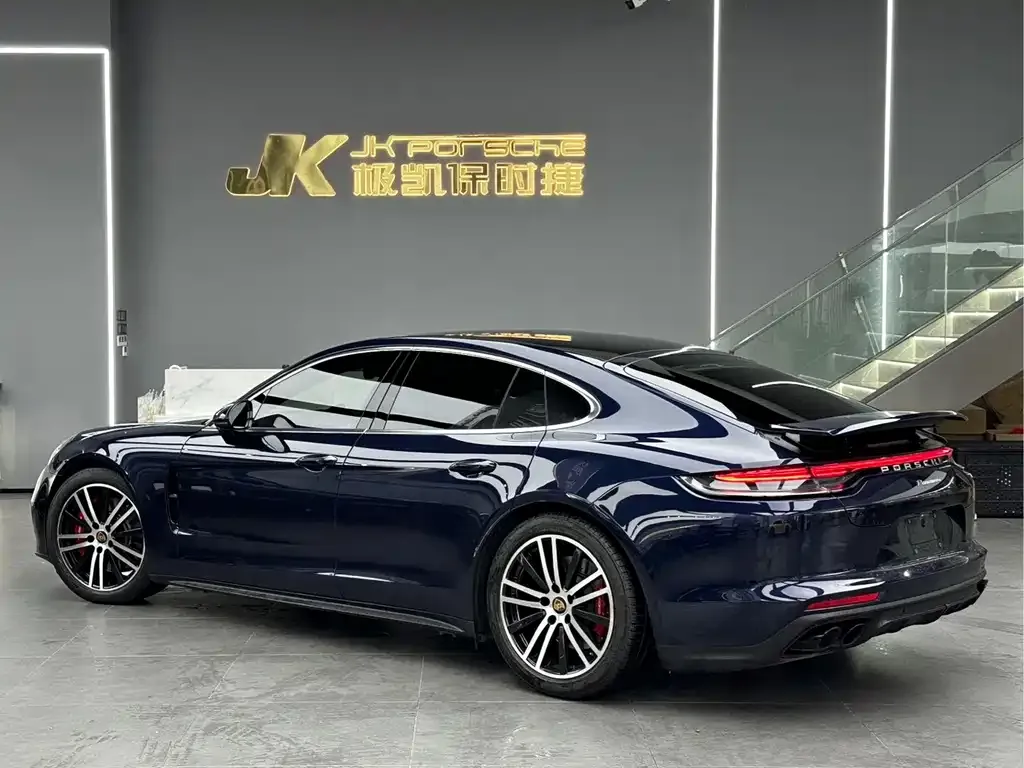 Porsche Panamera — фото 2
