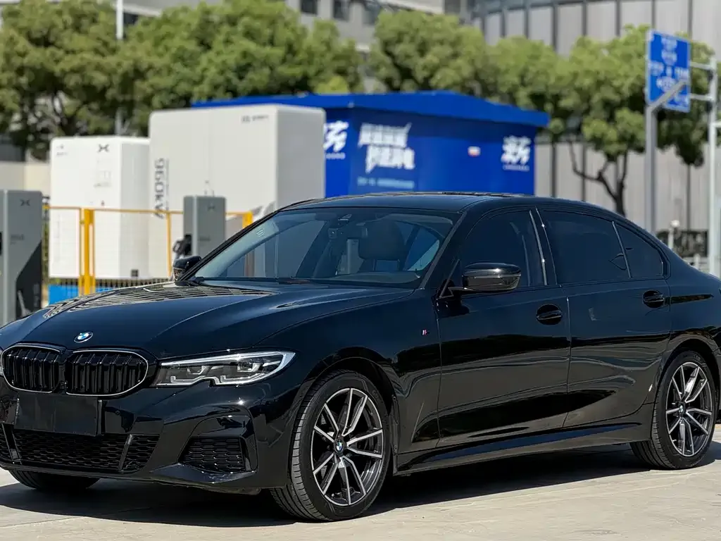 BMW 3 Series — фото 1