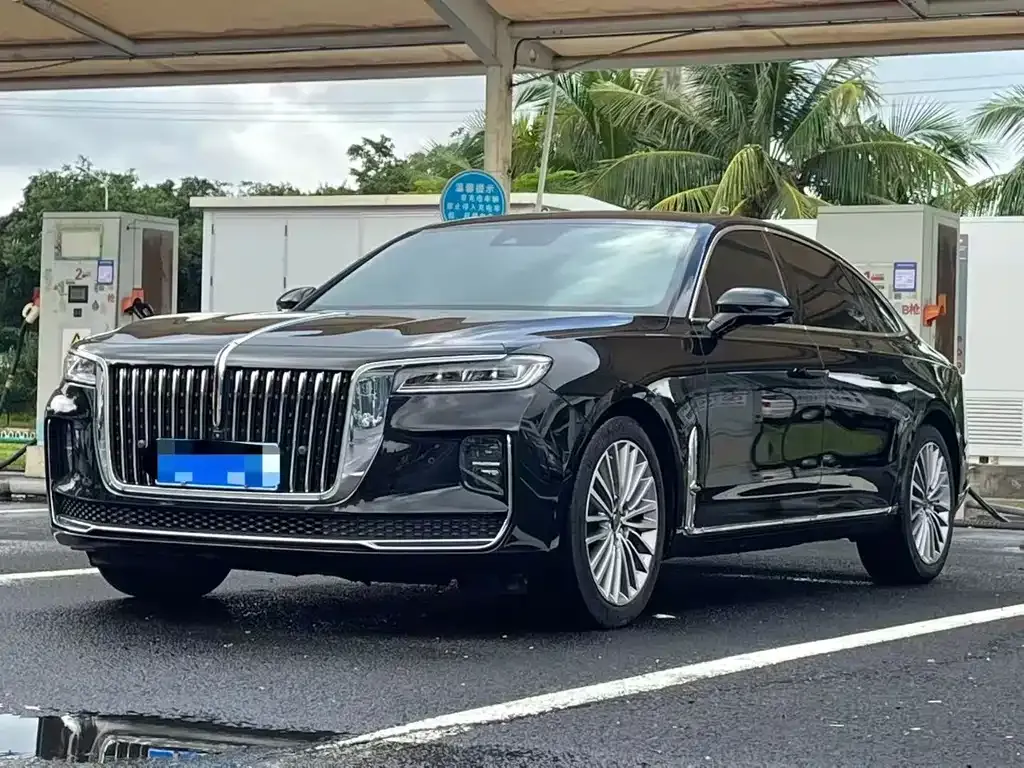 Hongqi H9 — фото 1
