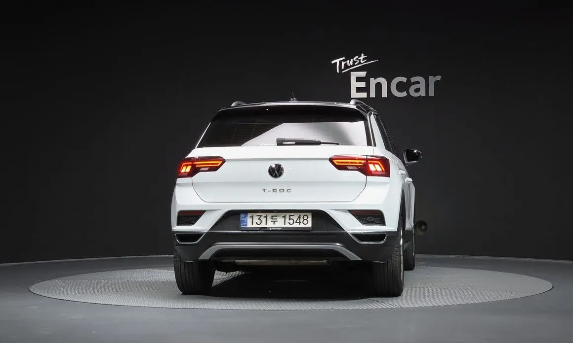 Volkswagen T-Roc — фото 2