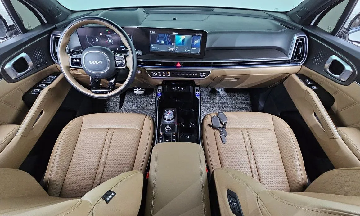 Kia Sorento — фото 8