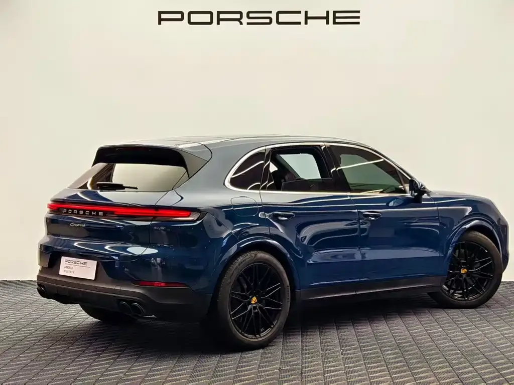 Porsche Cayenne — фото 2