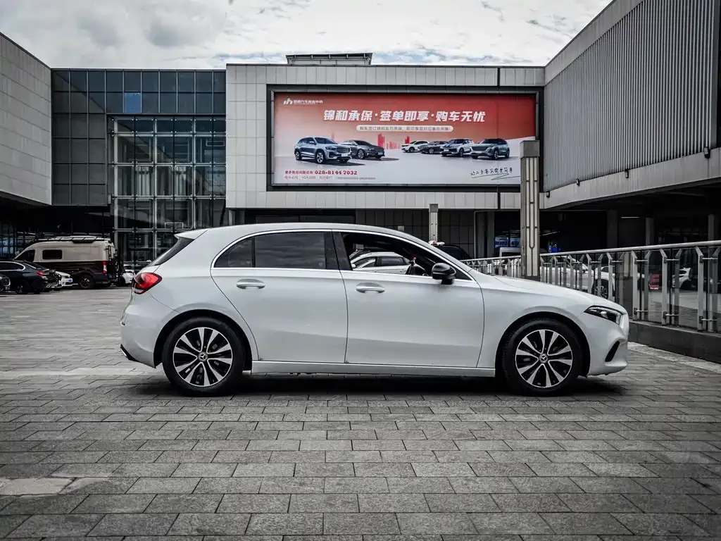 Mercedes-Benz A-Class (Import) — фото 7