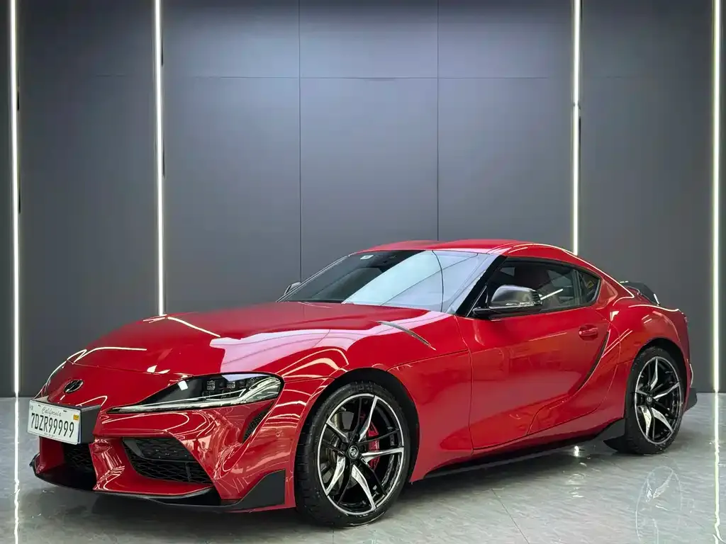 Toyota Supra — фото 1