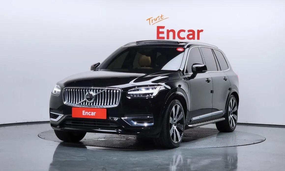 Volvo XC90 — фото 1