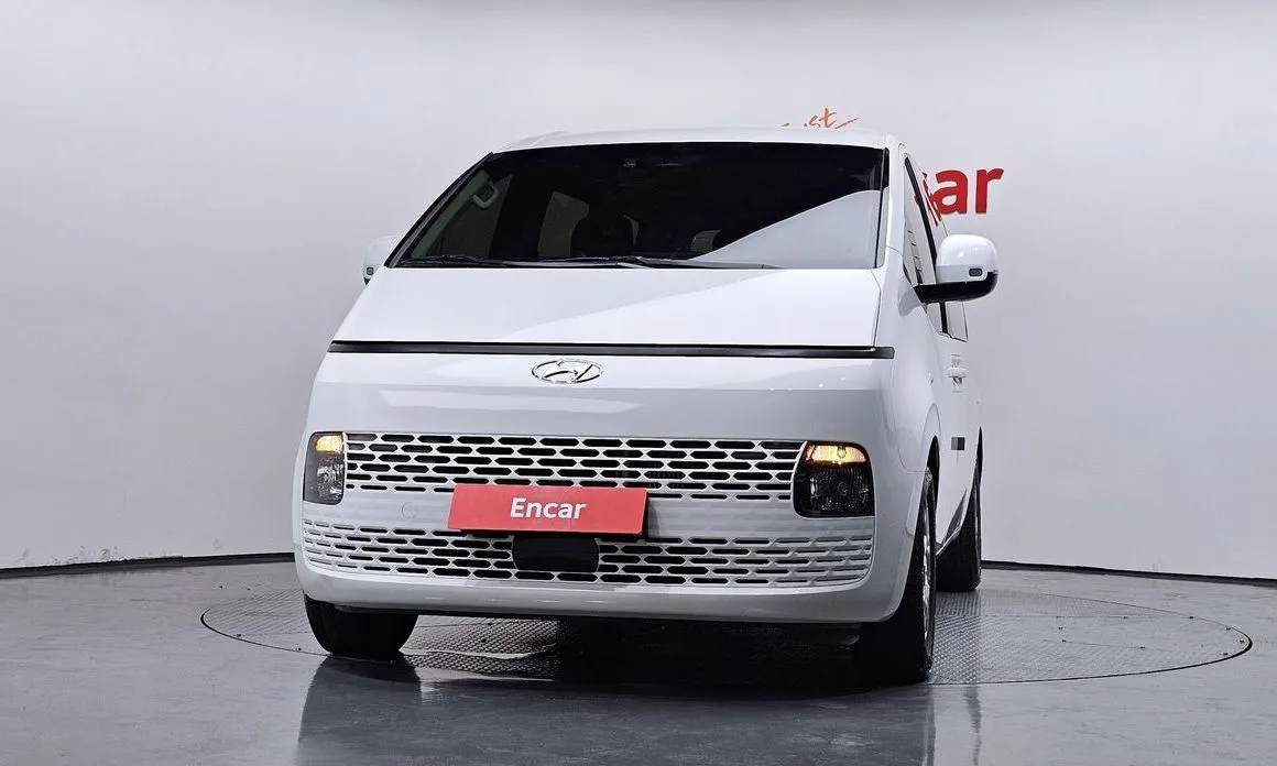 Hyundai Staria — фото 2