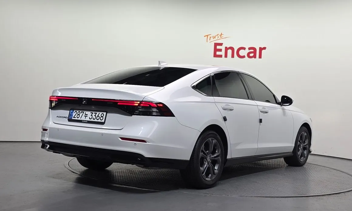 Honda Accord — фото 5