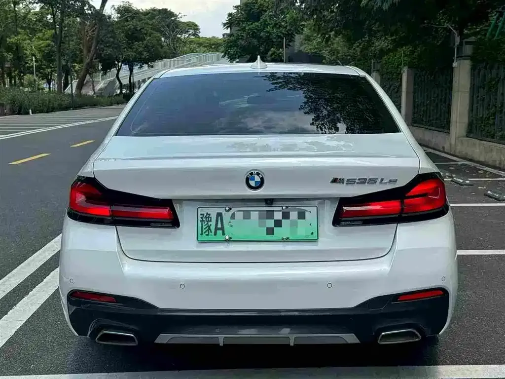 BMW 5 Series New Energy — фото 5