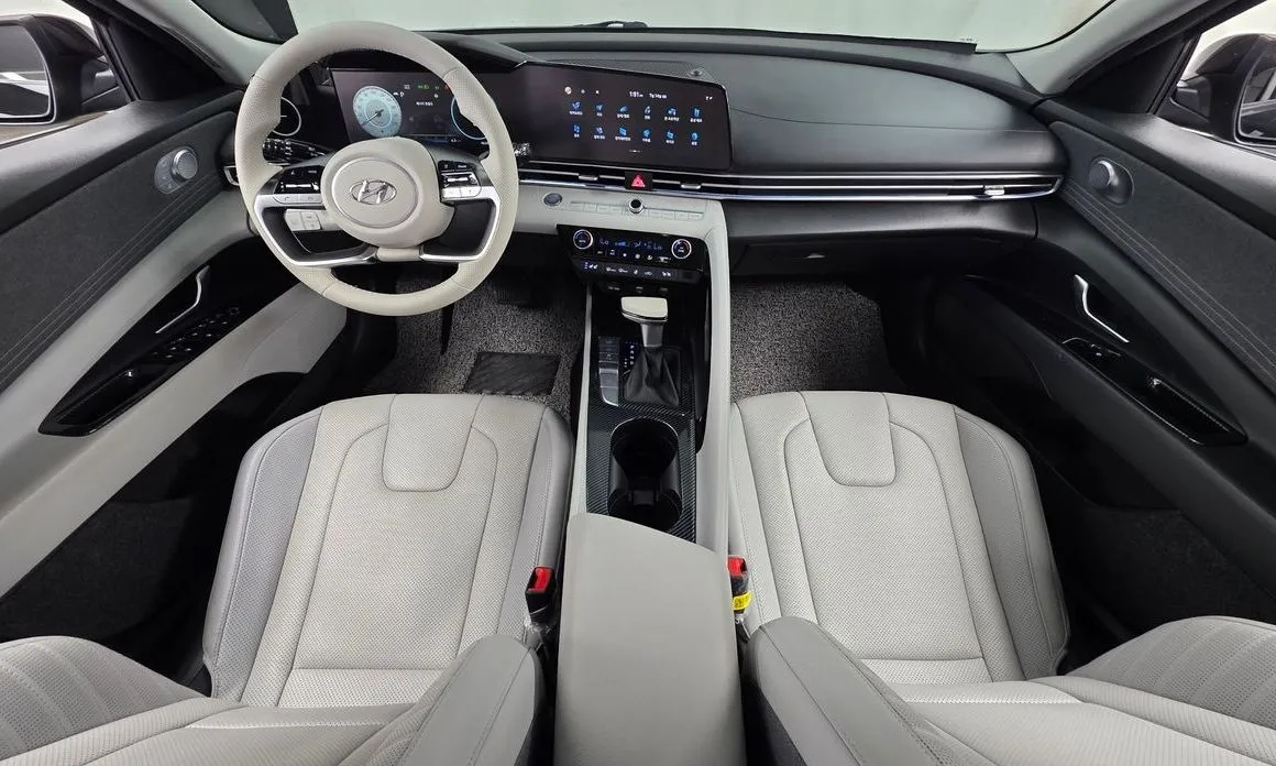 Hyundai AVANTE — фото 2