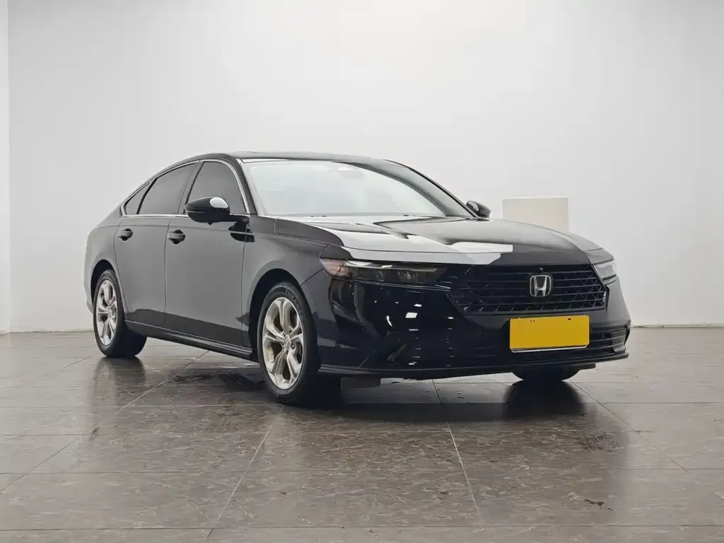 Honda Accord — фото 7