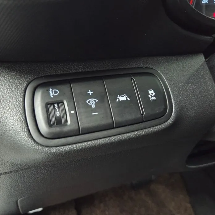 Hyundai Venue — фото 2