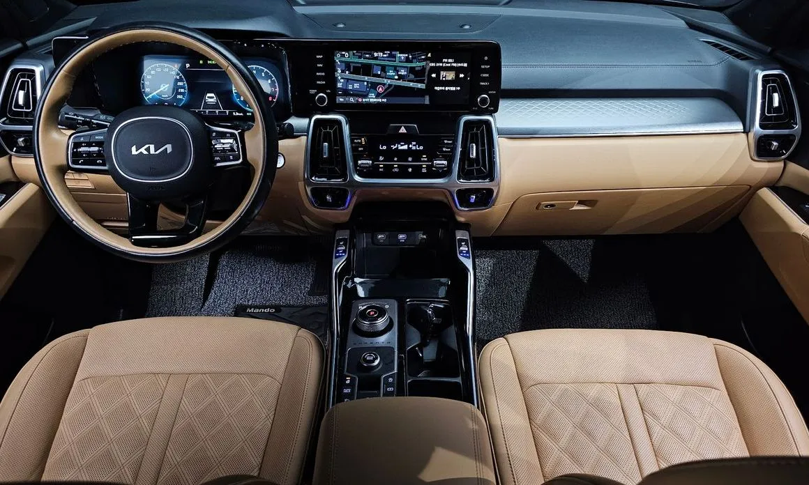 Kia Sorento — фото 10