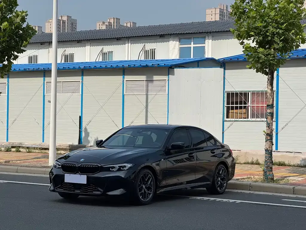 BMW 3 Series — фото 1