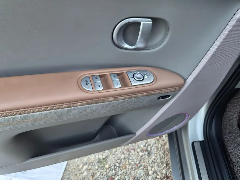Hyundai Ioniq5 — фото 2