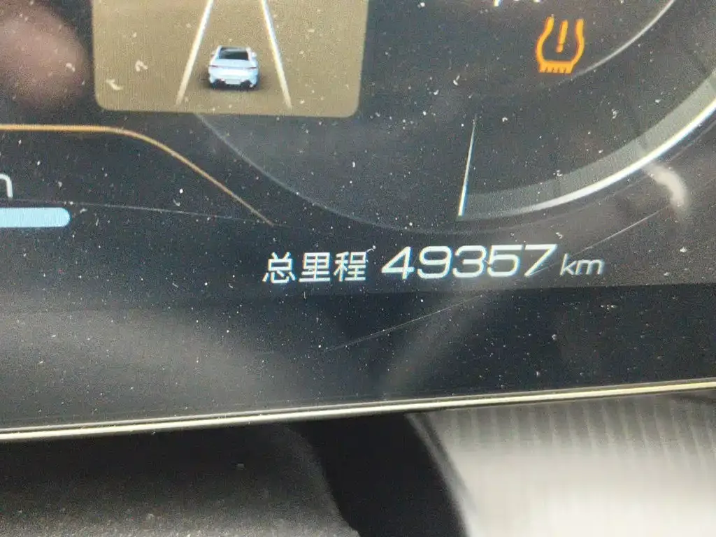 BYD Seal — фото 10