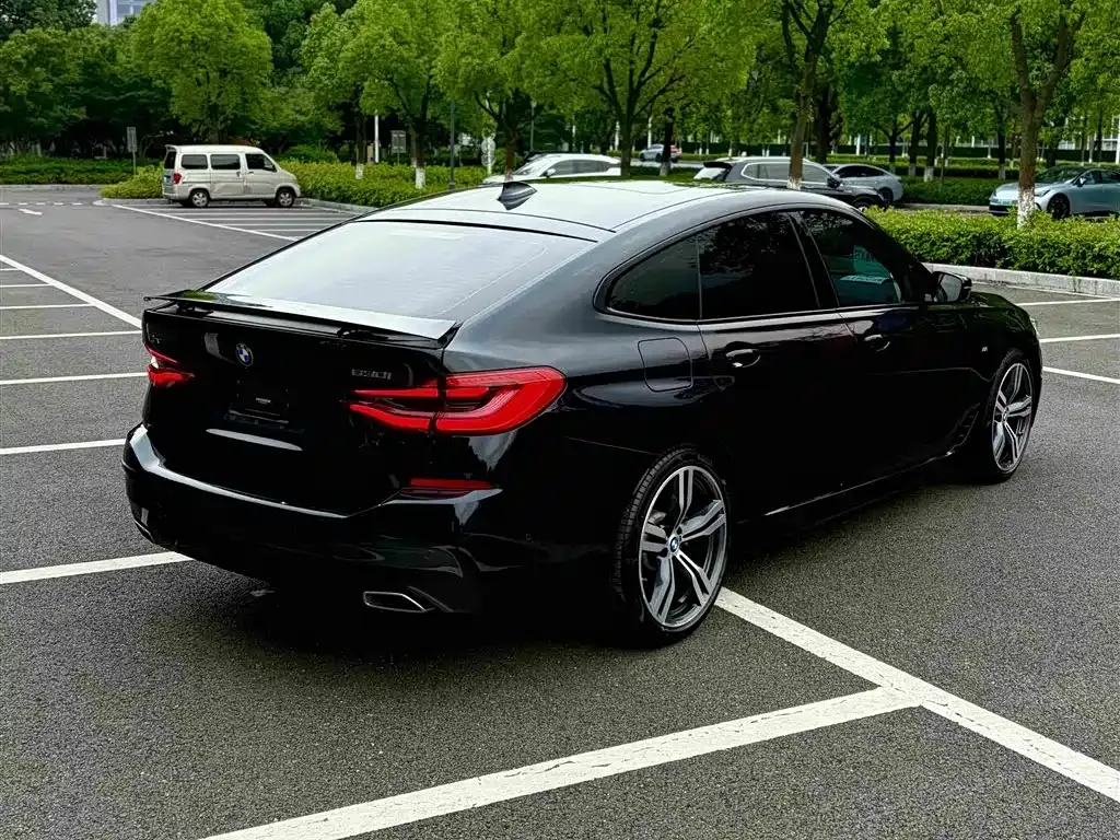 BMW 6 Series GT — фото 9