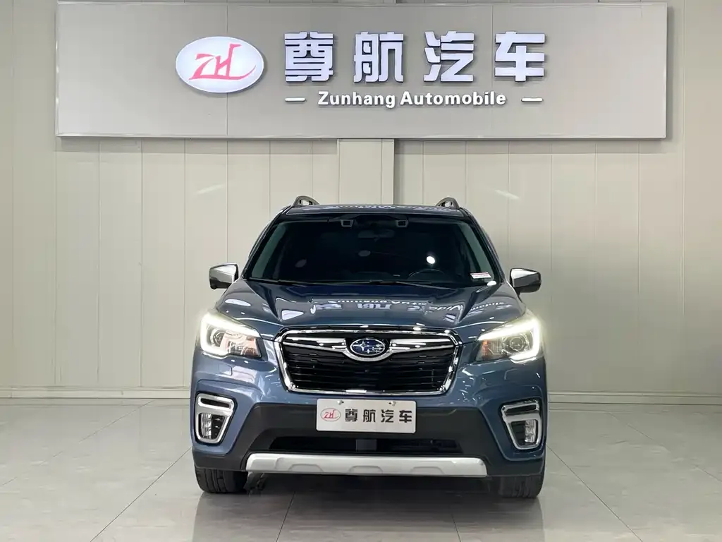 Subaru Forester — фото 2