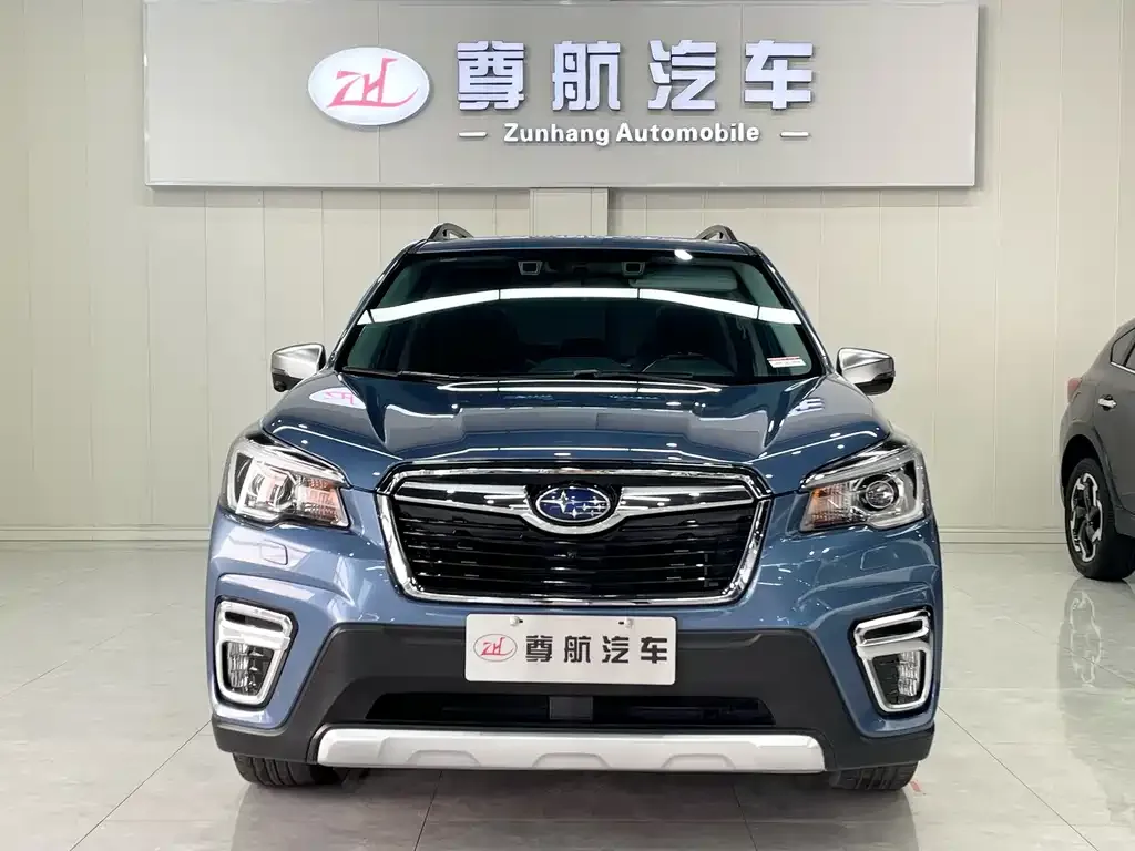 Subaru Forester — фото 5