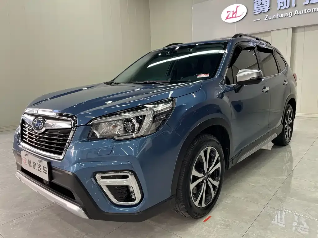 Subaru Forester — фото 8