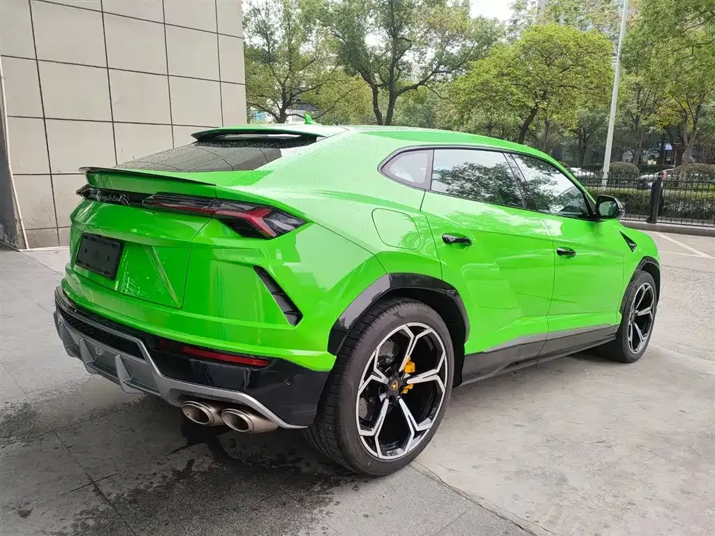 Lamborghini Urus — фото 7