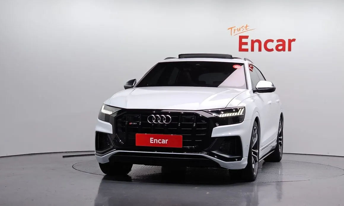Audi SQ8 — фото 2