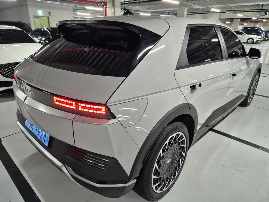 Hyundai Ioniq5 — фото 10