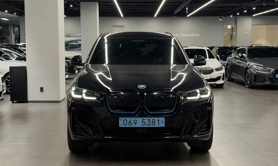 BMW iX3 — фото 2