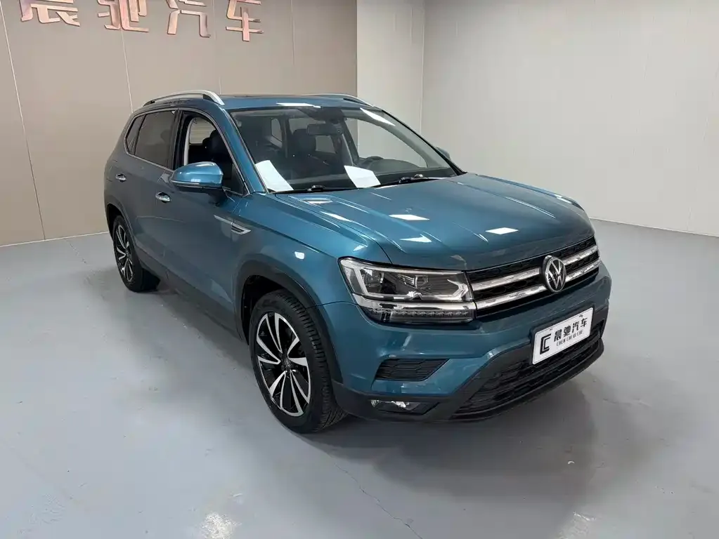 Volkswagen Tharu — фото 3