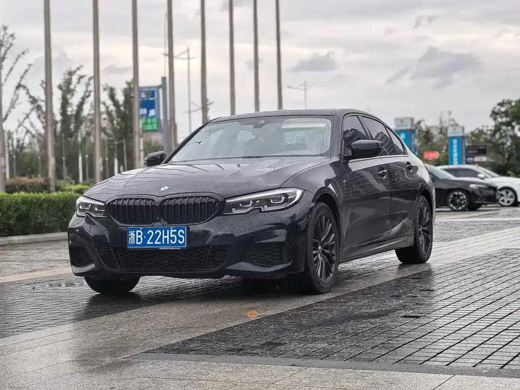 BMW 3 Series — фото 1