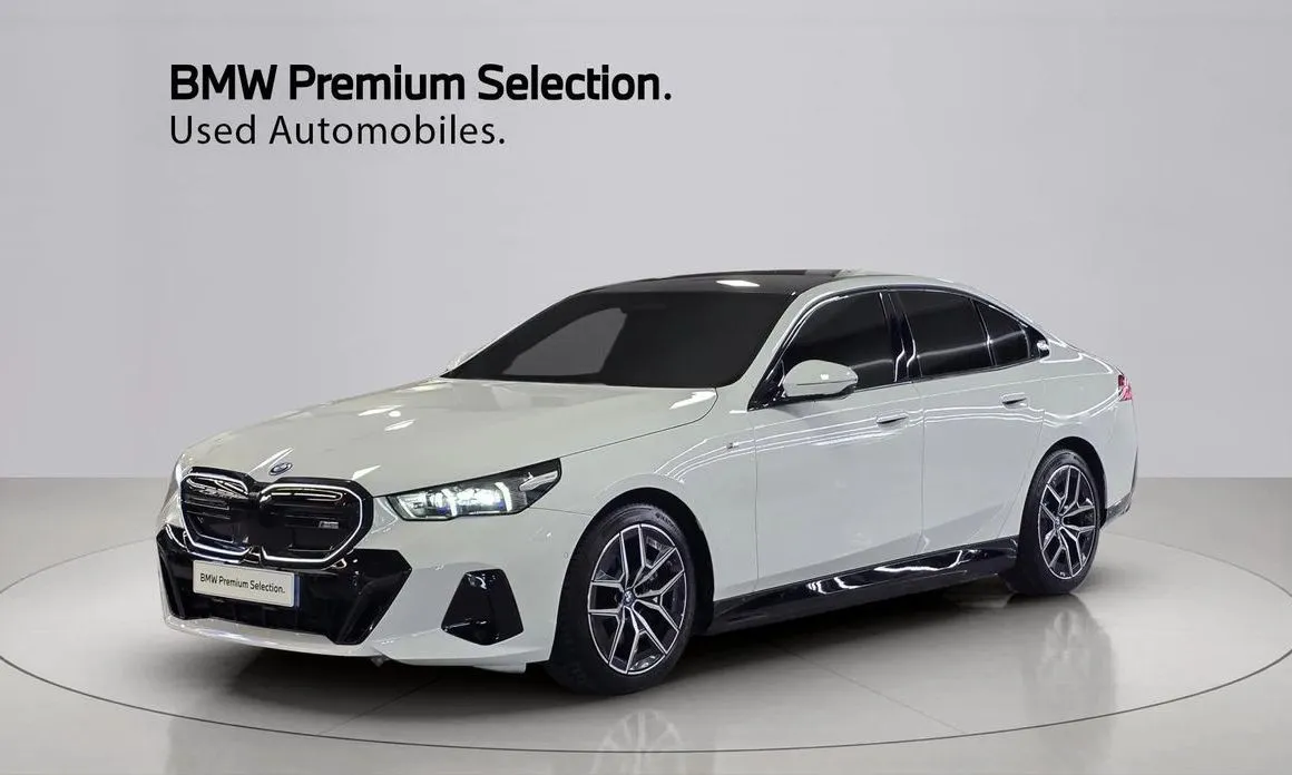 BMW i5 — фото 1